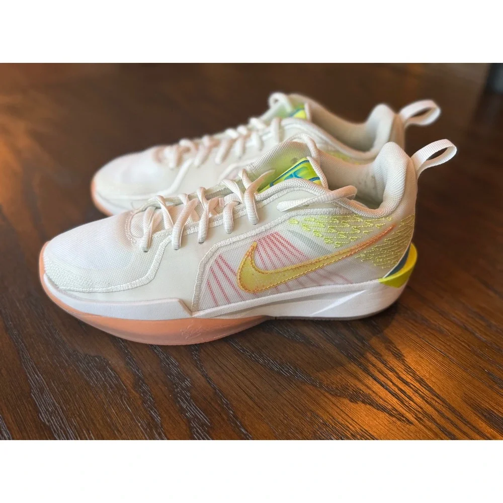 Nike Sabrina 2 SE Basketball Shoes Kids 5Y White Lime Apricot Excellent Sneakers